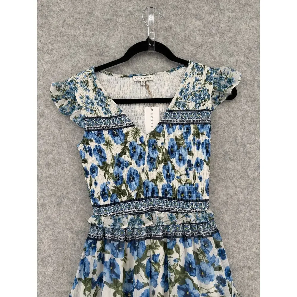 NWT Moon River Blue Floral Smocked Maxi Dress Size X-Small